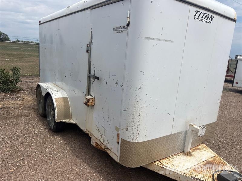 Titan 14 ft T/A Enclosed Trailer Skappåbygg