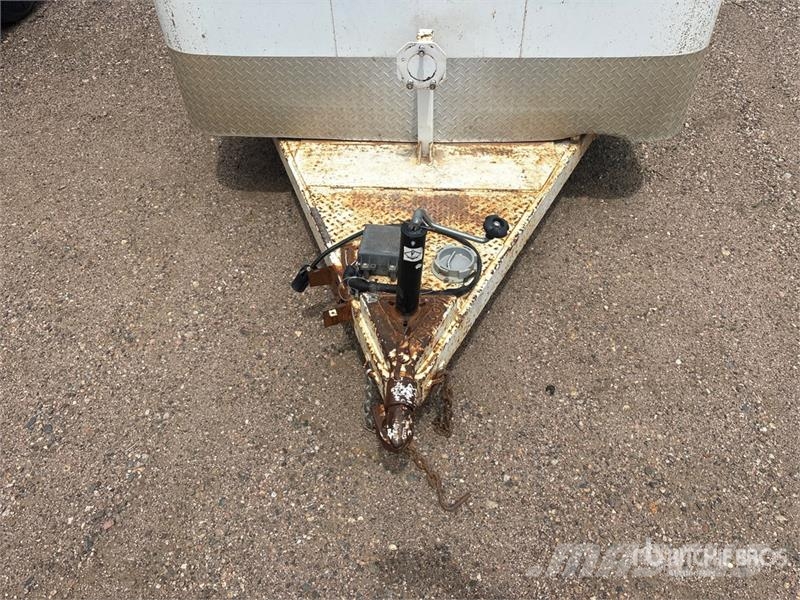 Titan 14 ft T/A Enclosed Trailer Skappåbygg