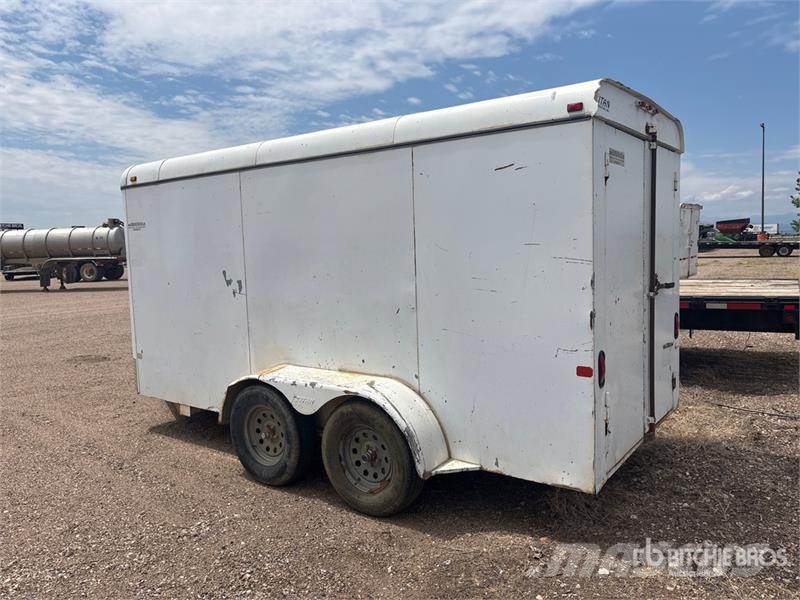 Titan 14 ft T/A Enclosed Trailer Skappåbygg