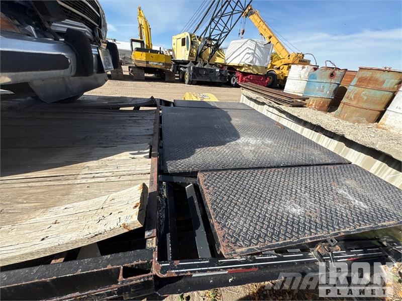 Titan 20 25 ft T/A Gooseneck Equipment Trailer Autotransport-Anhänger