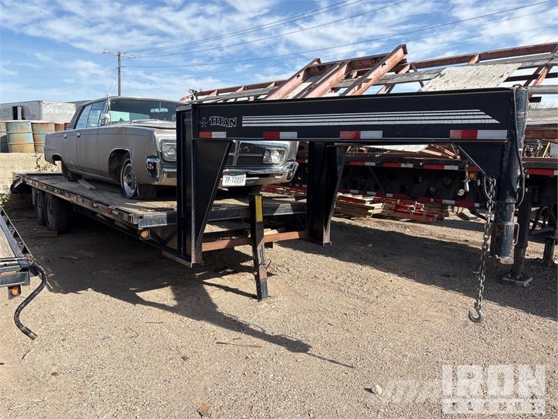 Titan 20 25 ft T/A Gooseneck Equipment Trailer Autotransport-Anhänger