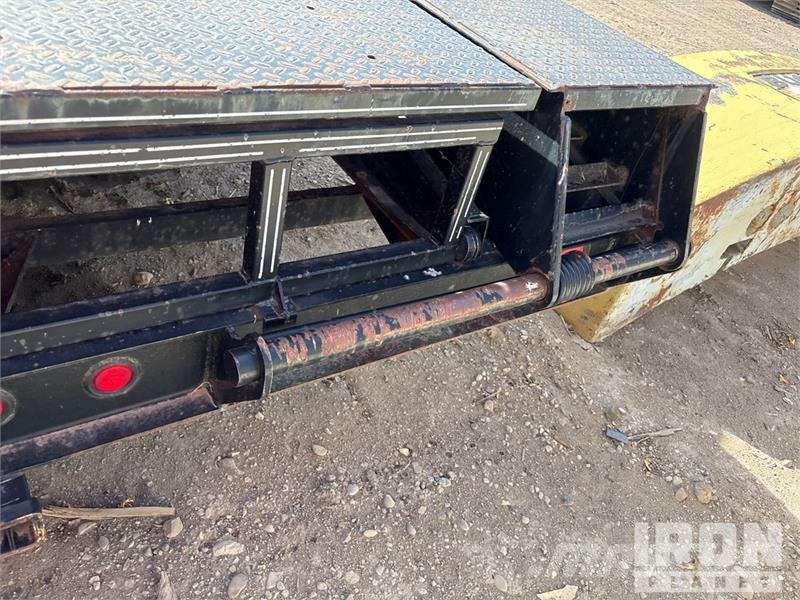 Titan 20 25 ft T/A Gooseneck Equipment Trailer Autotransport-Anhänger