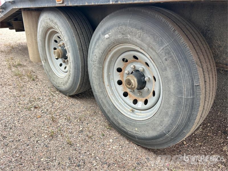 Titan 26 ft T/A Gooseneck Equipment Trailer Biltransporter henger