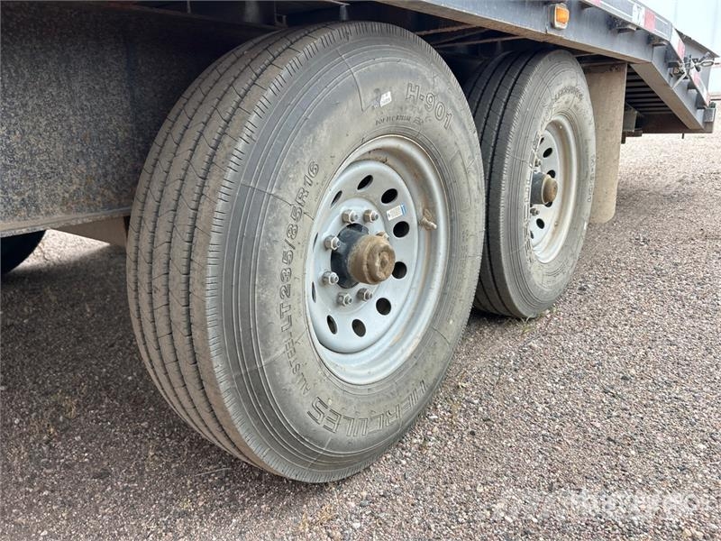 Titan 26 ft T/A Gooseneck Equipment Trailer Biltransporter henger