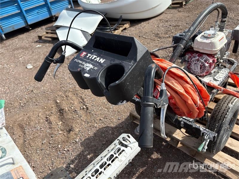 Titan Tool PL3500 Line Striping Machine Otros componentes