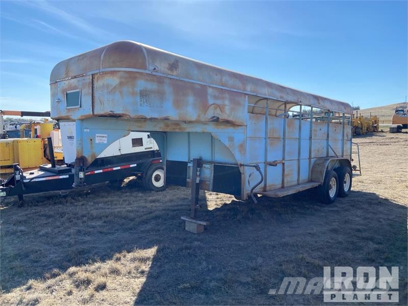  TM 16 ft T/A Livestock Trailer Dzīvnieku transportēšanas piekabes