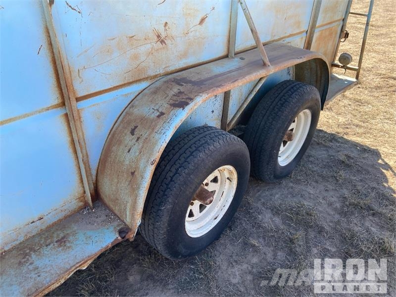  TM 16 ft T/A Livestock Trailer Dzīvnieku transportēšanas piekabes