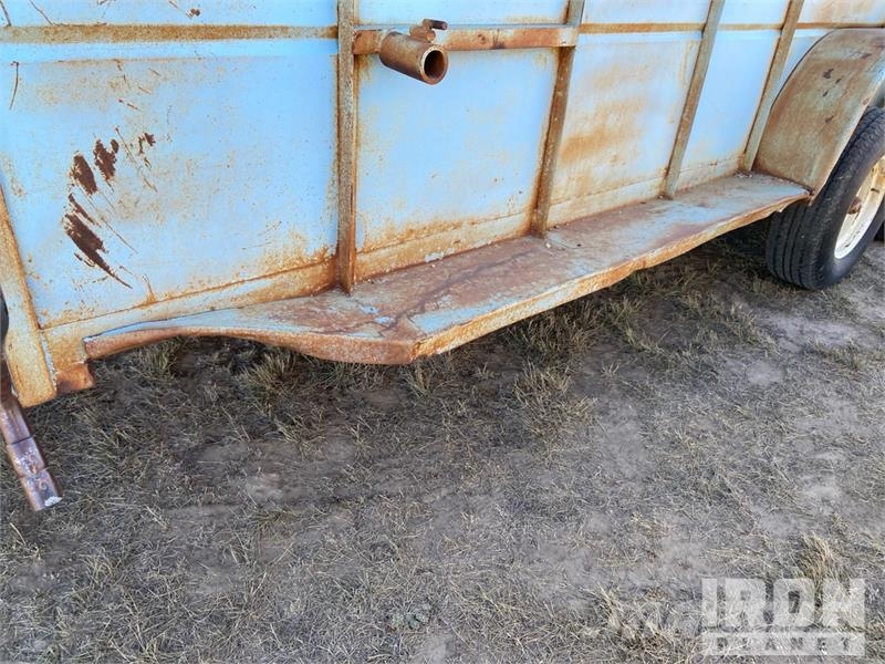  TM 16 ft T/A Livestock Trailer Dzīvnieku transportēšanas piekabes