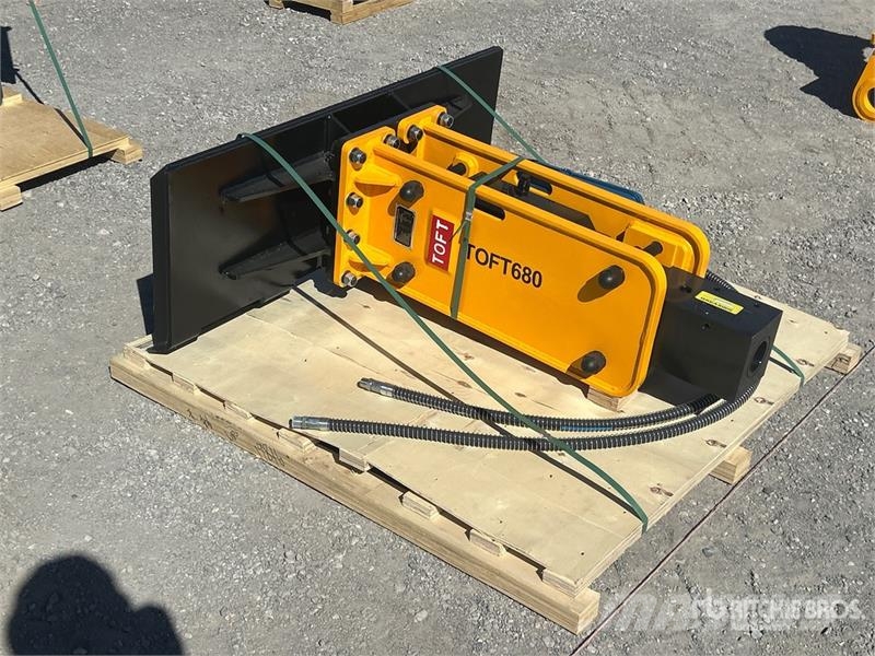 TOFT 680 Skid Steer Breaker (Unused) Martelos / Rompedores