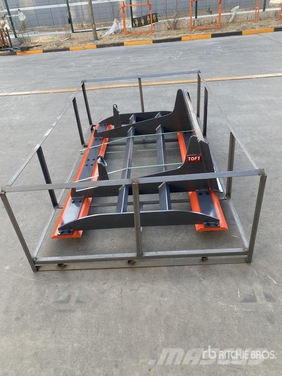  TOFT STG74 74 in Skid Steer Landplane (Unused) Arrastradoras para campos