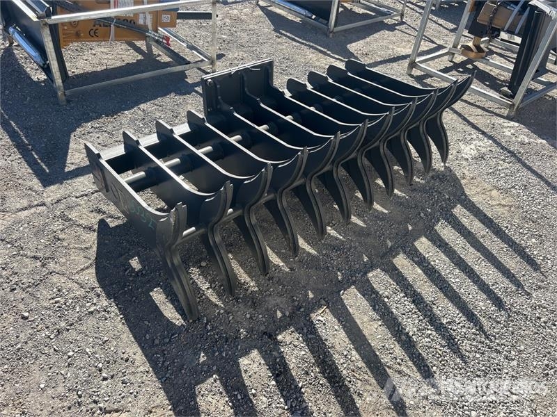 TOFT TWO72 72 in Rake Attachment (Unused) Vaalutid ja kaarutid