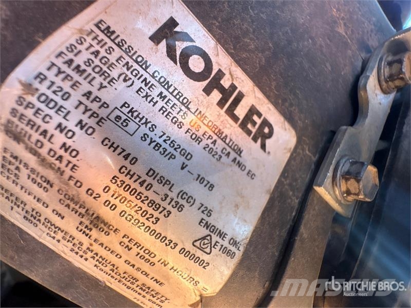 Toro Dingo TX427 Liukuohjatut kuormaajat