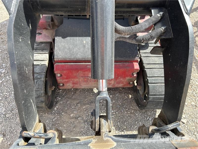 Toro Dingo TX427 Minicargadoras