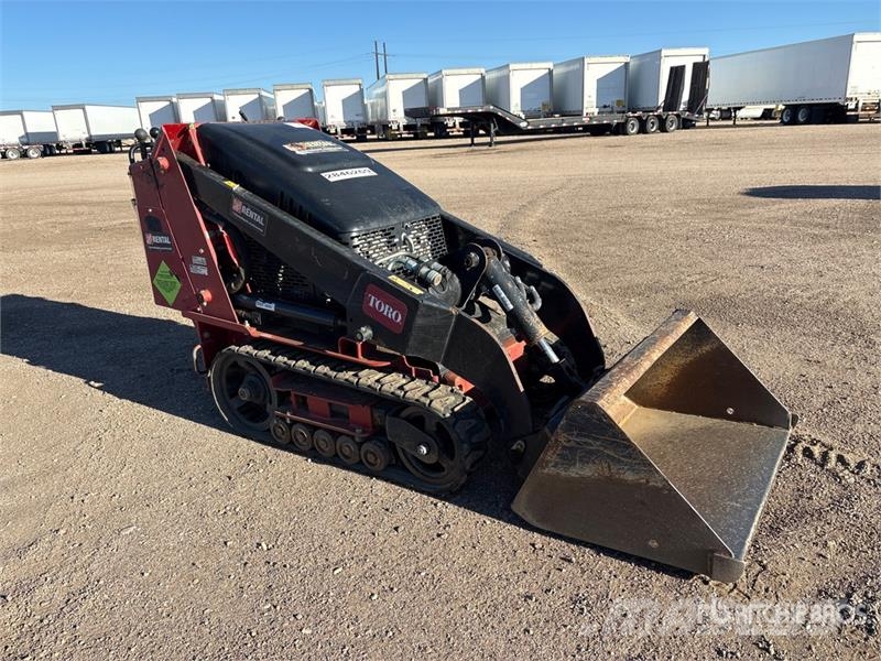 Toro Dingo TX427 Liukuohjatut kuormaajat