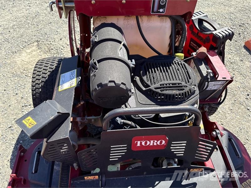Toro Grandstand 4x2 Stand-On Lawn Mower Corta-Relvas Riders