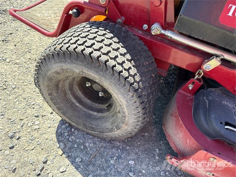 Toro Grandstand 4x2 Stand-On Lawn Mower Corta-Relvas Riders