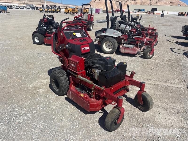 Toro Stand-On Lawn Mower Самохідні газонокосарки