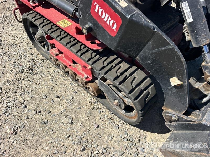 Toro TX-427 Mini Compact Track Loader لوادر انزلاقية التوجيه
