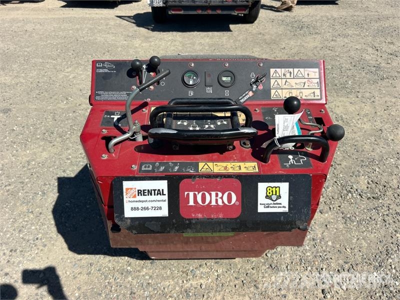 Toro TX-427 Mini Compact Track Loader لوادر انزلاقية التوجيه