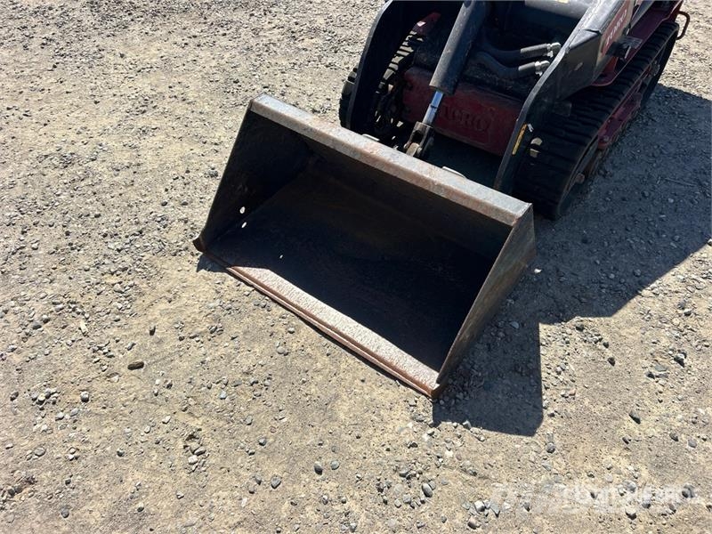 Toro TX-427 Mini Compact Track Loader لوادر انزلاقية التوجيه