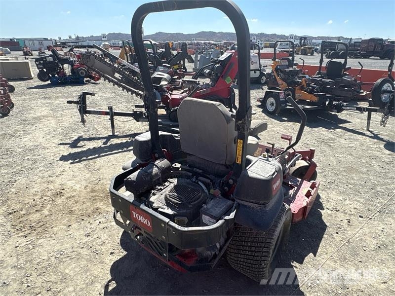 Toro Z Master 6000 Series Ride-On Lawn Mower Tondeuses montées