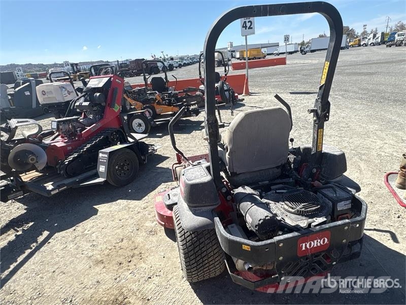 Toro Z Master 6000 Series Ride-On Lawn Mower Tondeuses montées