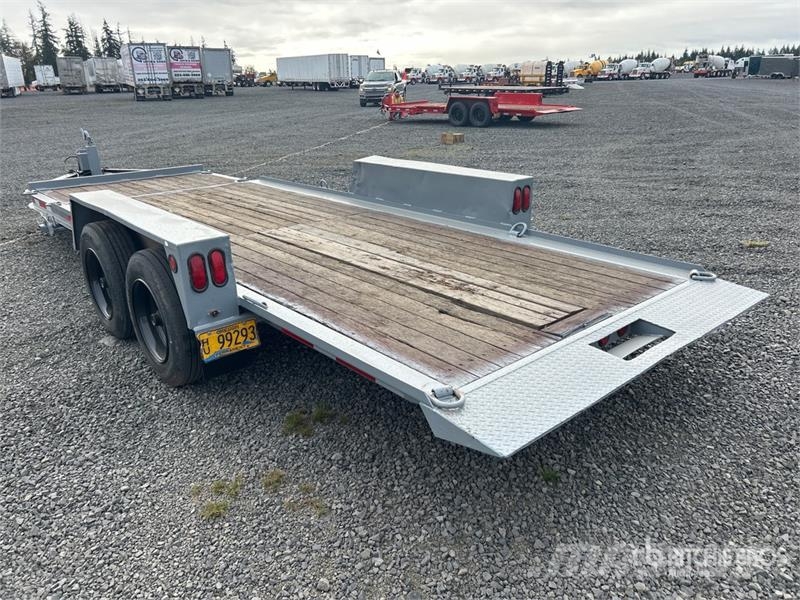 TOWMASTER 21 ft T/A Tilt Deck Trailer Нискотоварачи