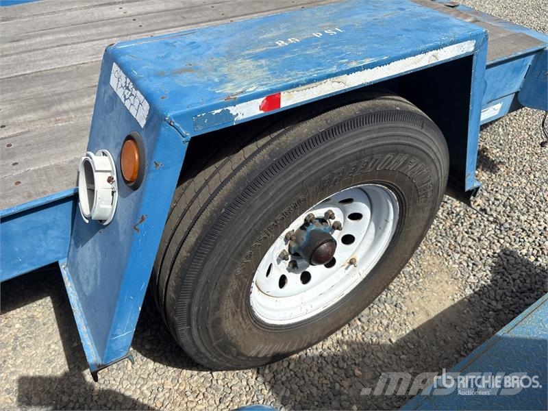 TOWMASTER K-5T 12 ft S/A Tilt Deck Trailer Remorque surbaissée