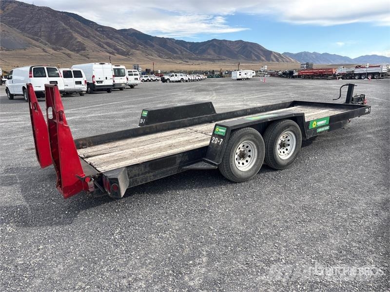 TOWMASTER T-12P T/A Equipment Trailer Prikolice za prevoz vozil