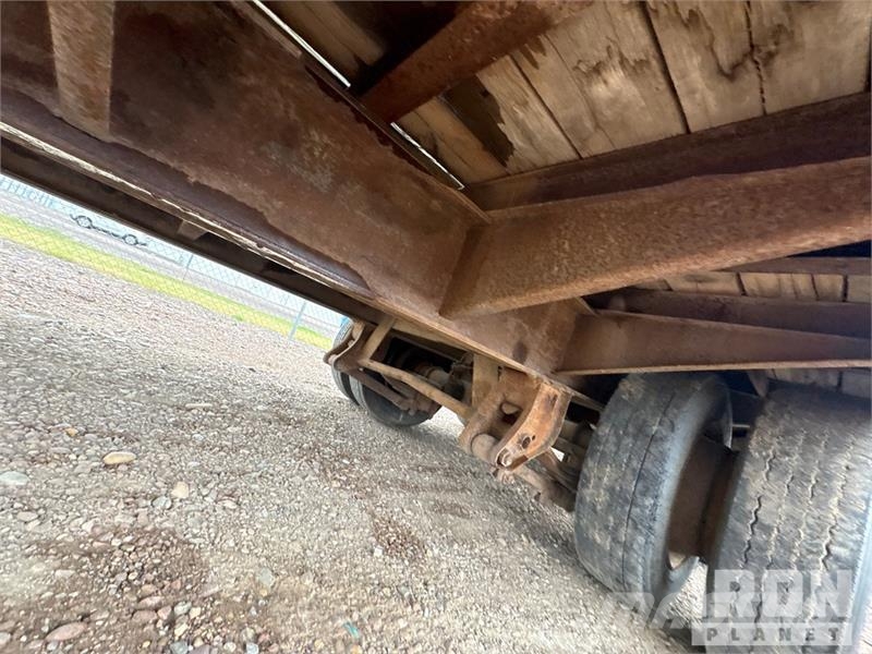 TOWMASTER T-40 19 ft T/A Equipment Trailer Autotransporter prikolice