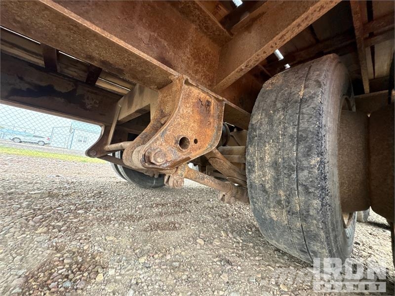 TOWMASTER T-40 19 ft T/A Equipment Trailer Autotransporter prikolice