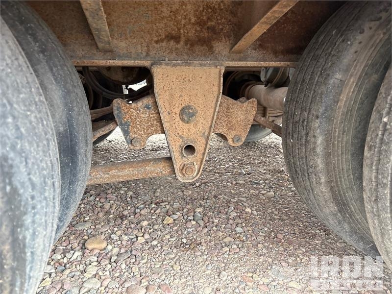 TOWMASTER T-40 19 ft T/A Equipment Trailer Autotransporter prikolice