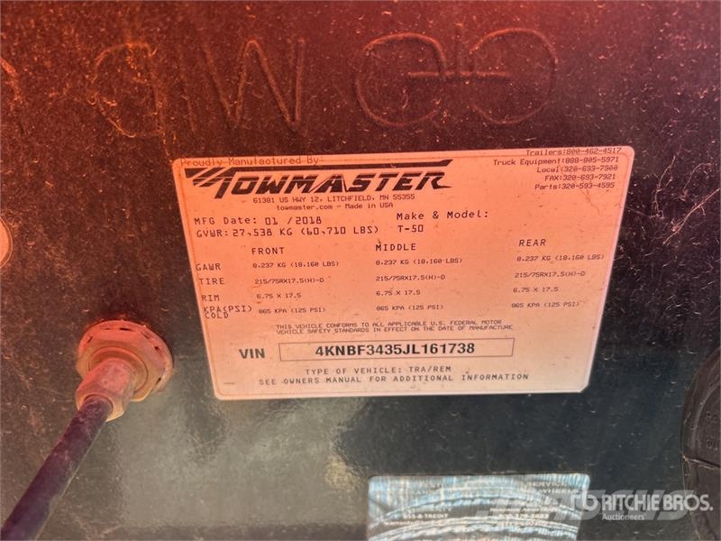 TOWMASTER T-50 28 ft Tri/A Equipment Trailer مقطورات مركبات نقل