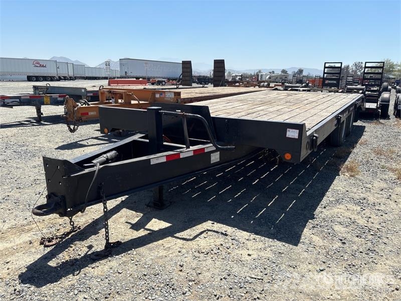 TOWMASTER T12 20 ft T/A Equipment Trailer Remolques para transporte de vehículos