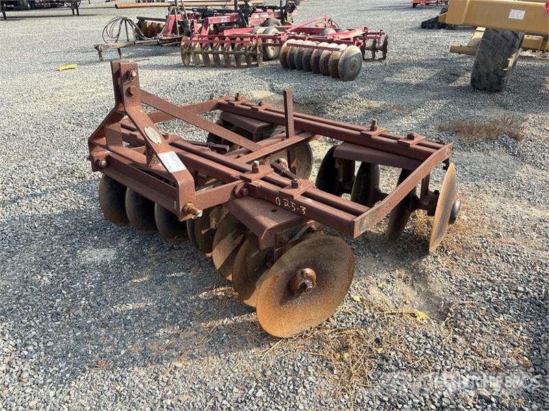  Towner R2224 زحافات ساحقة