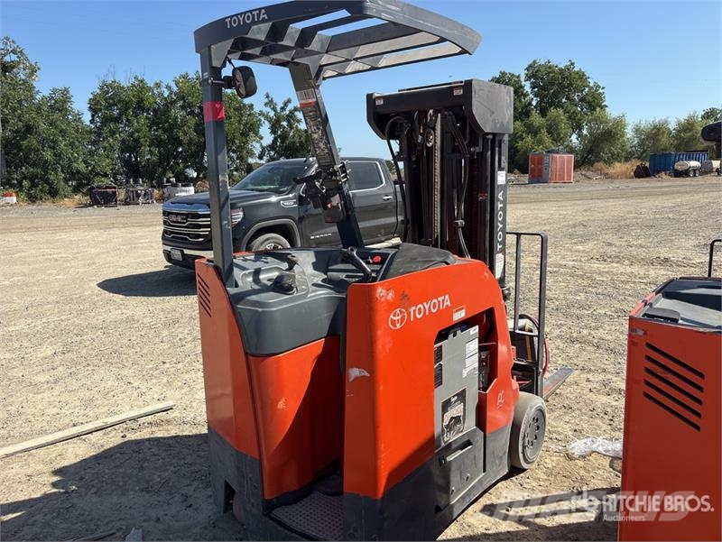 Toyota 4000 lb Electric Forklift Ηλεκτρικά περονοφόρα ανυψωτικά κλαρκ