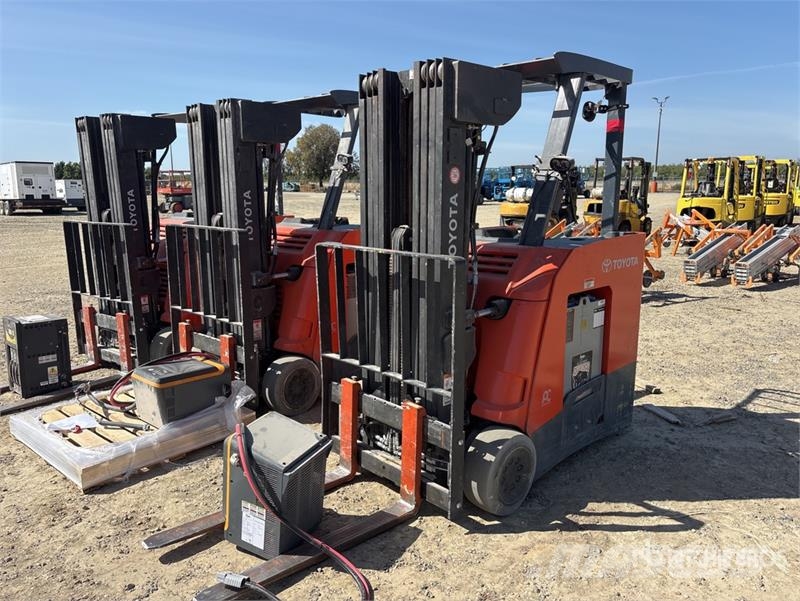 Toyota 4000 lb Electric Forklift Ηλεκτρικά περονοφόρα ανυψωτικά κλαρκ