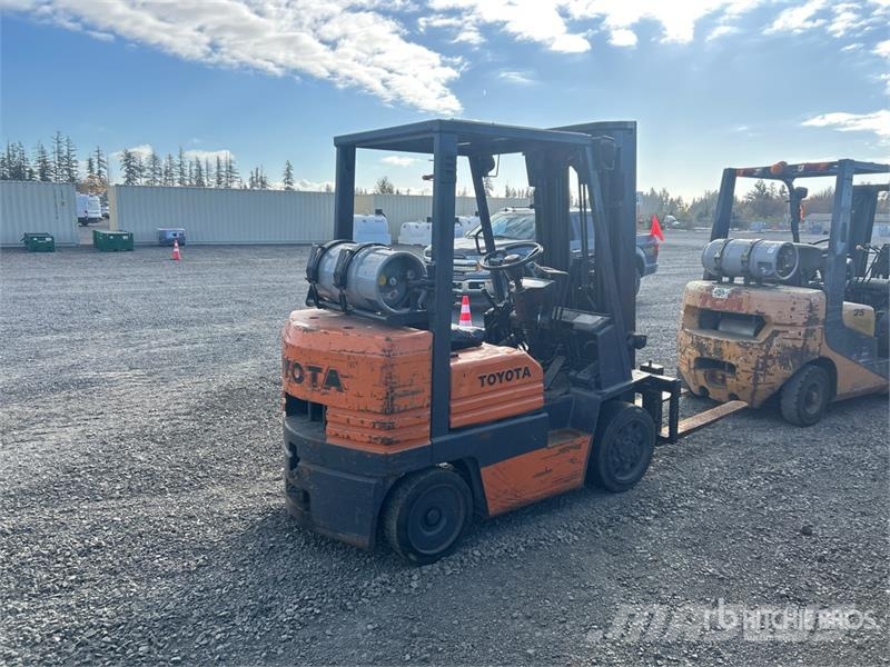 Toyota 5FGC25 8640 lb Forklift Wózki widłowe inne