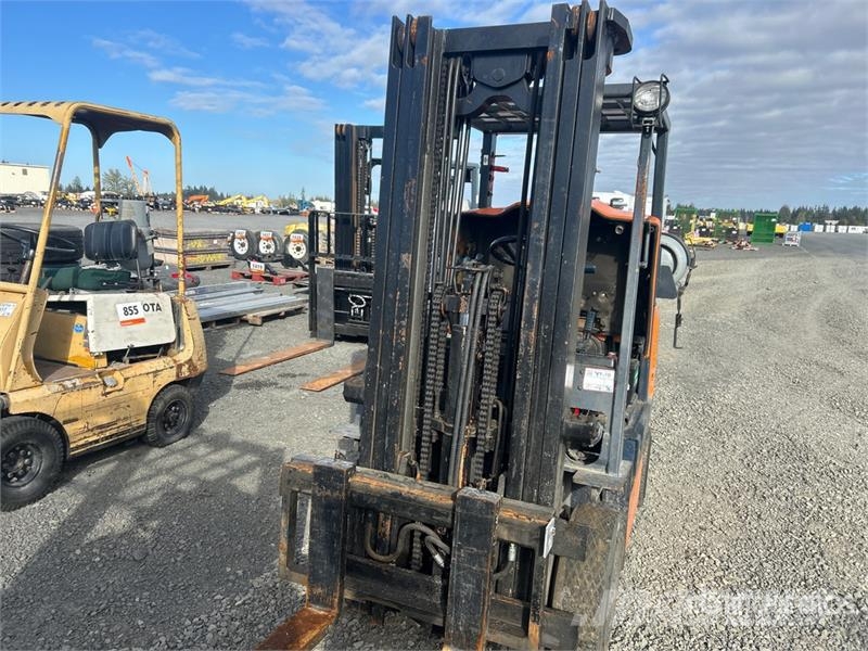 Toyota 5FGC25 8640 lb Forklift Wózki widłowe inne