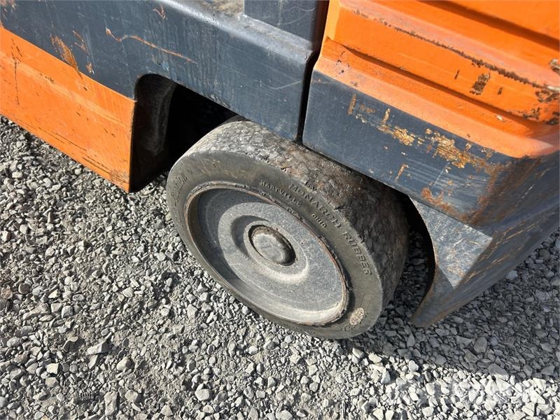 Toyota 5FGC25 8640 lb Forklift Wózki widłowe inne