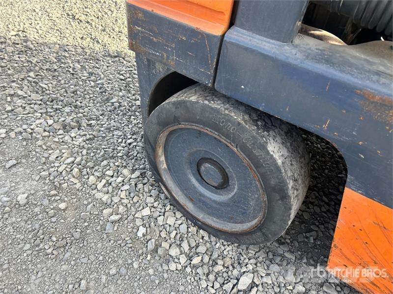 Toyota 5FGC25 8640 lb Forklift Wózki widłowe inne