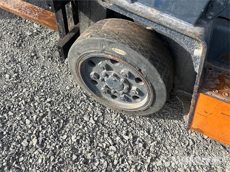 Toyota 5FGC25 8640 lb Forklift Wózki widłowe inne