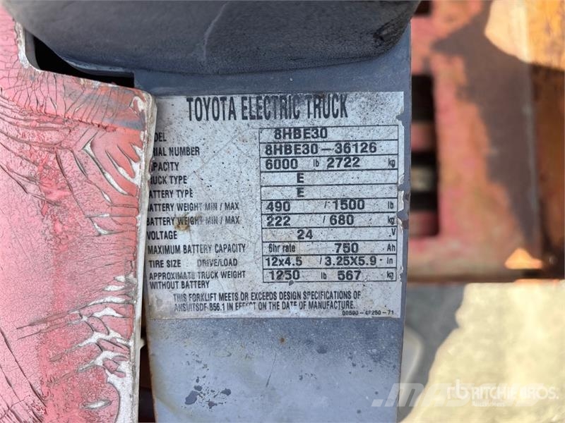 Toyota 5HBE30 6000 lb Electric Pallet Jack شاحنة يدوية بمنصة نقالة