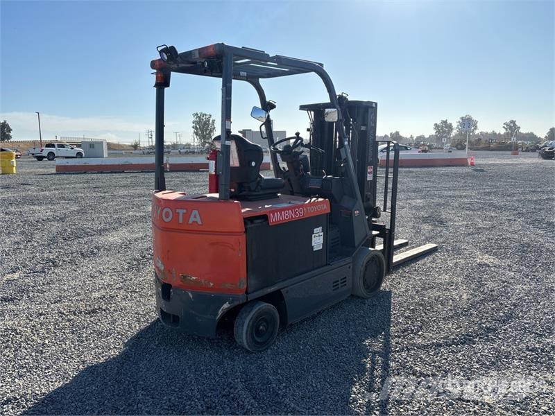 Toyota 7FBCU35 Electric forklifts