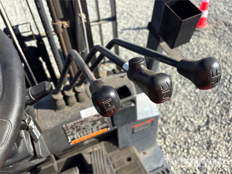 Toyota 7FBCU35 Electric forklifts