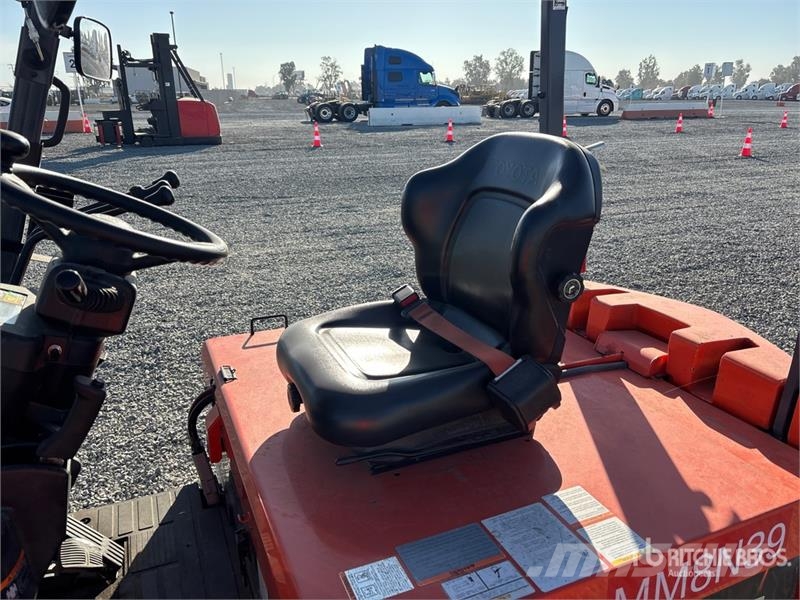 Toyota 7FBCU35 Electric forklifts