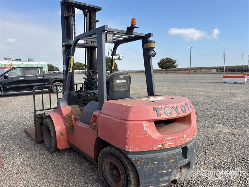 Toyota 7FDKU40 Andere Gabelstapler