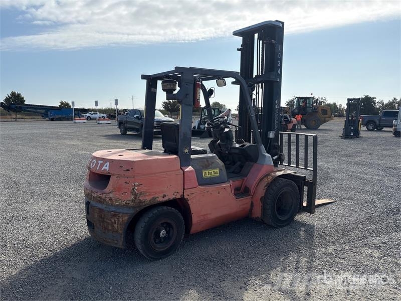Toyota 7FDKU40 Andere Gabelstapler