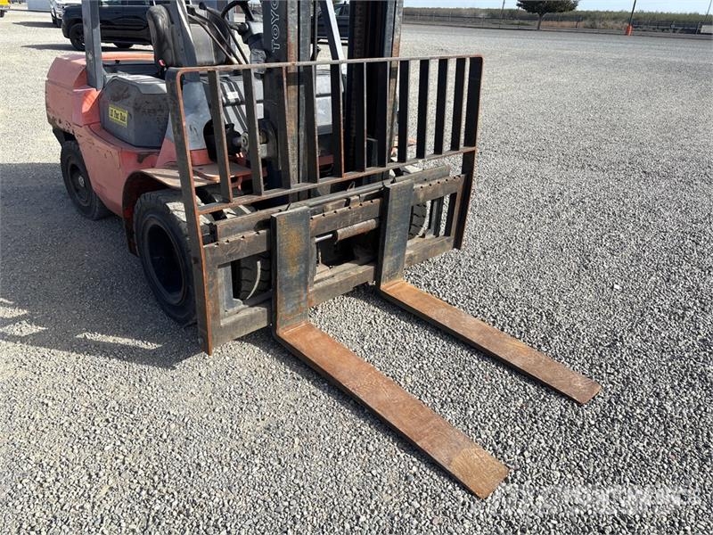Toyota 7FDKU40 Andere Gabelstapler
