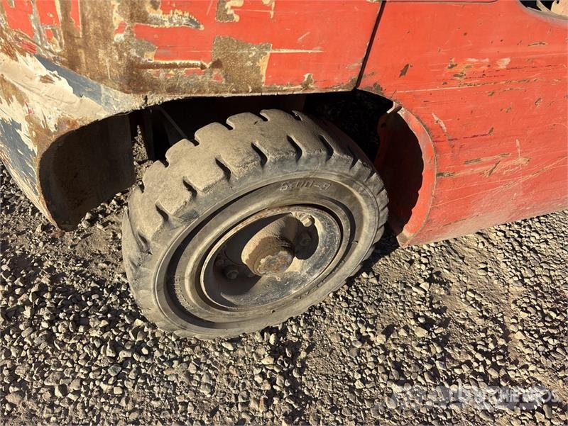 Toyota 7FGU20 3900 lb Cushion Tire Forklift Інше